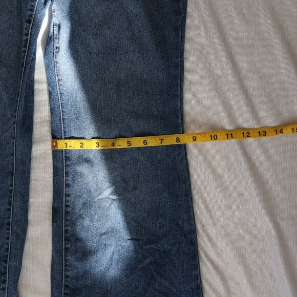 Size 8 - d. jeans flare leg jeans - Medium Wash - Blue Jeans - Denim Jeans - Picture 8 of 11